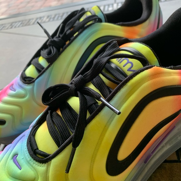 Nike air max 720 • BRAND NEW/NEVER WORN • - Picture 13 of 16